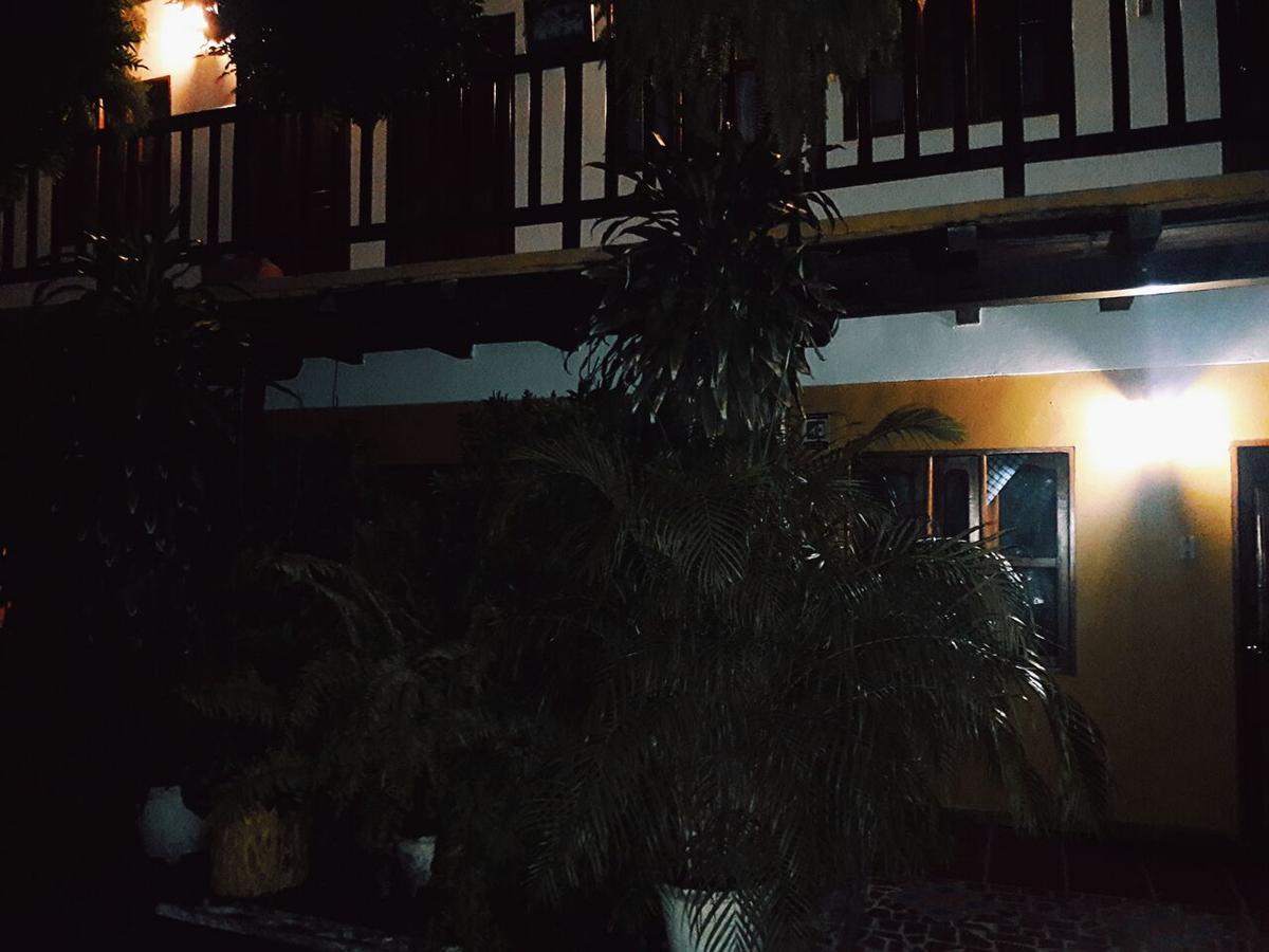 Hotel Santa Cruz De Mompox Mompos Bagian luar foto