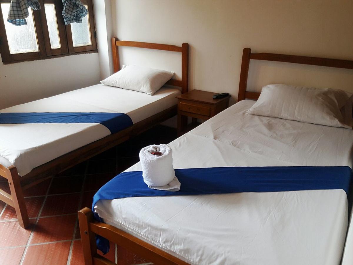 Hotel Santa Cruz De Mompox Mompos Bagian luar foto