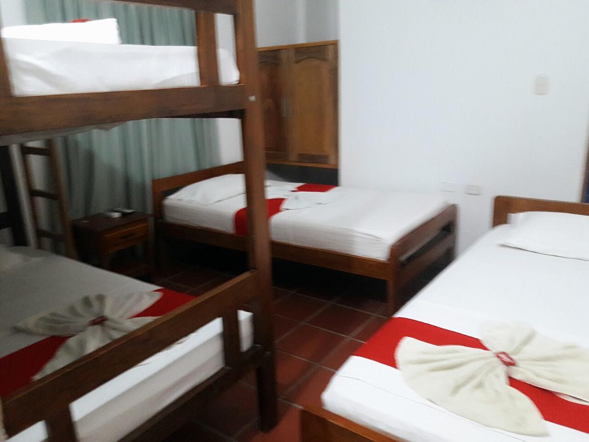 Hotel Santa Cruz De Mompox Mompos Bagian luar foto