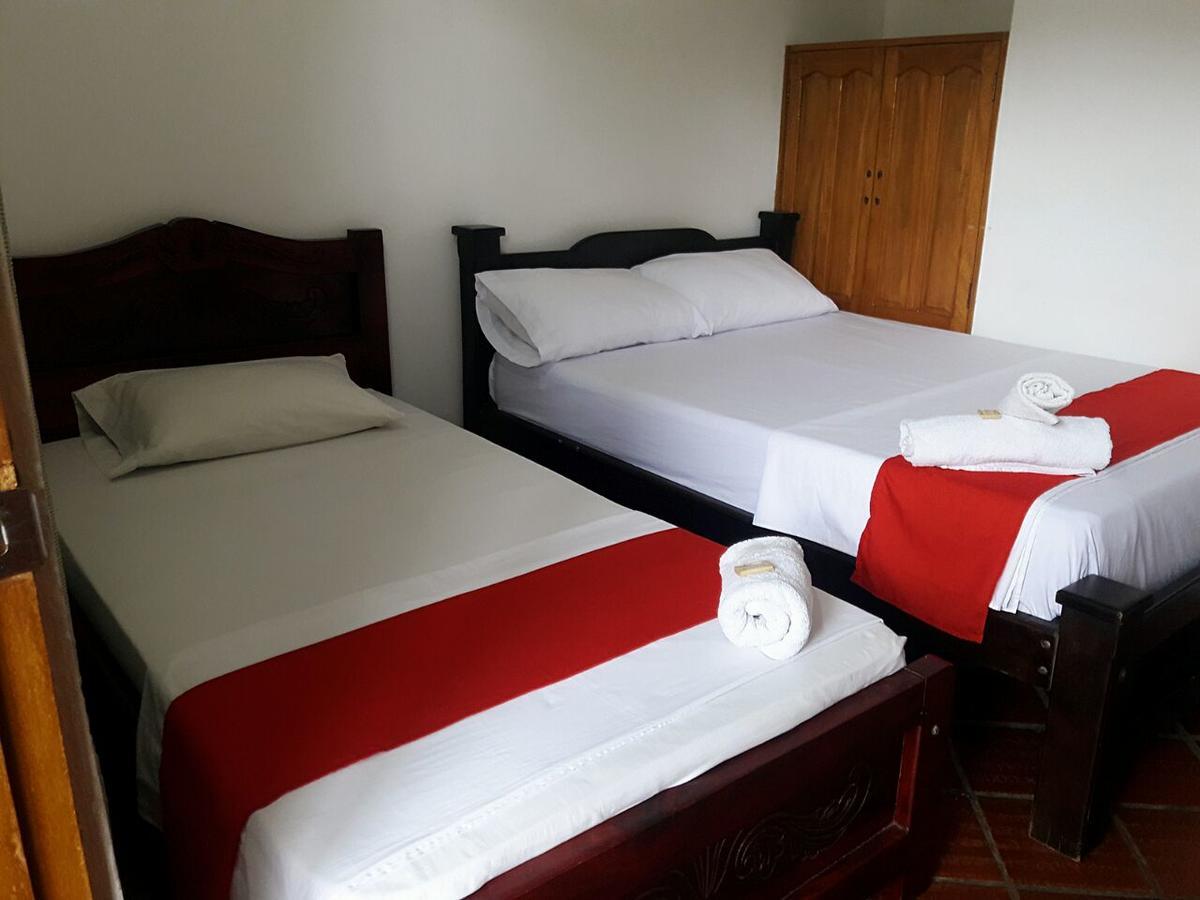 Hotel Santa Cruz De Mompox Mompos Bagian luar foto